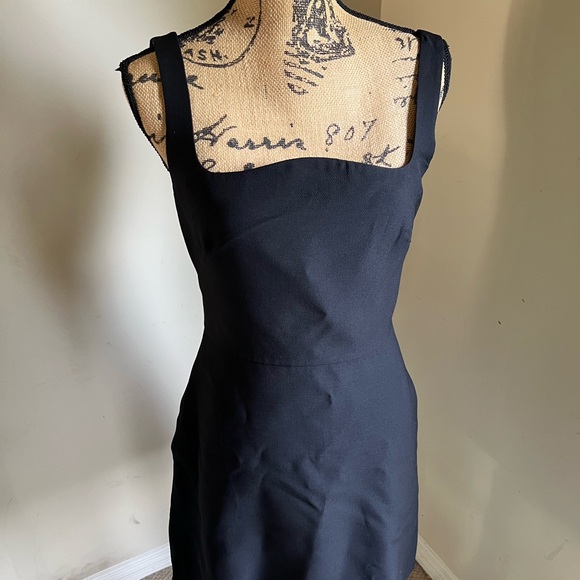 🖤SOLD🖤 Valentino Garavani Crepe Couture Fit & Flare Dress NERO, Size 6 US - Picture 6 of 16